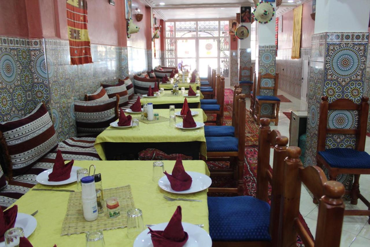 Hotel Restaurant Dar Al Madina 廷吉尔 外观 照片